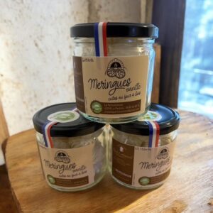 Meringues vanille cuites au four à bois
